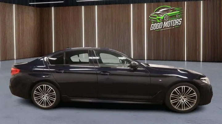 BMW 5 Series 2019 photo 5