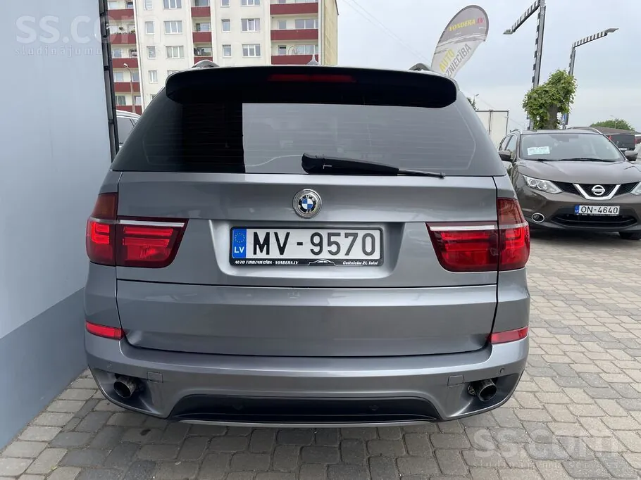 BMW X5 2011 photo 4