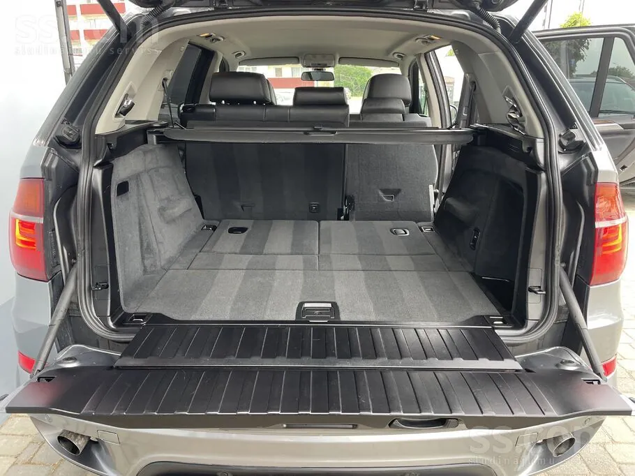 BMW X5 2011 photo 5