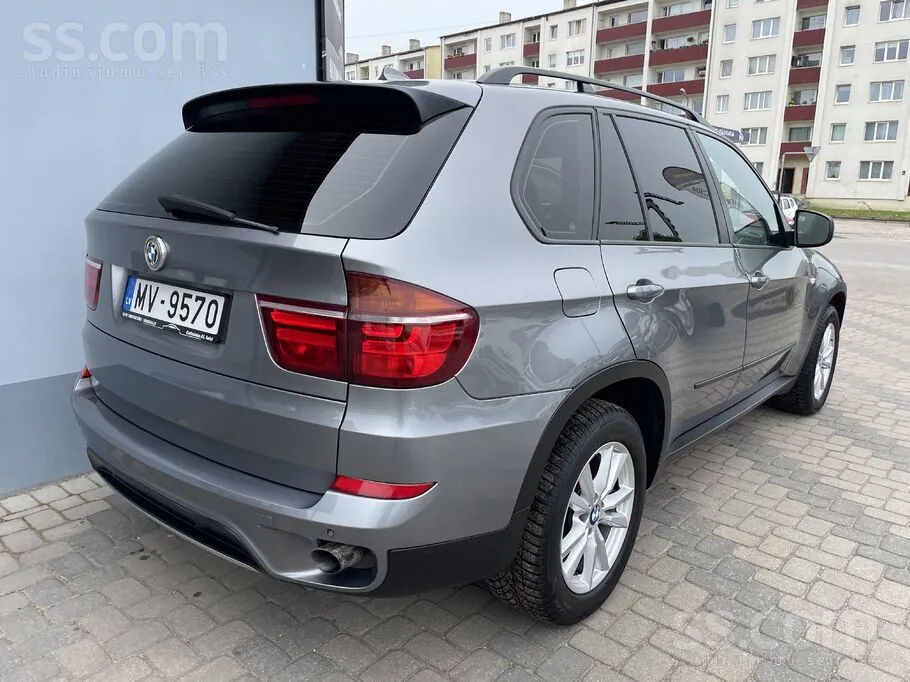 BMW X5 2011 photo 3