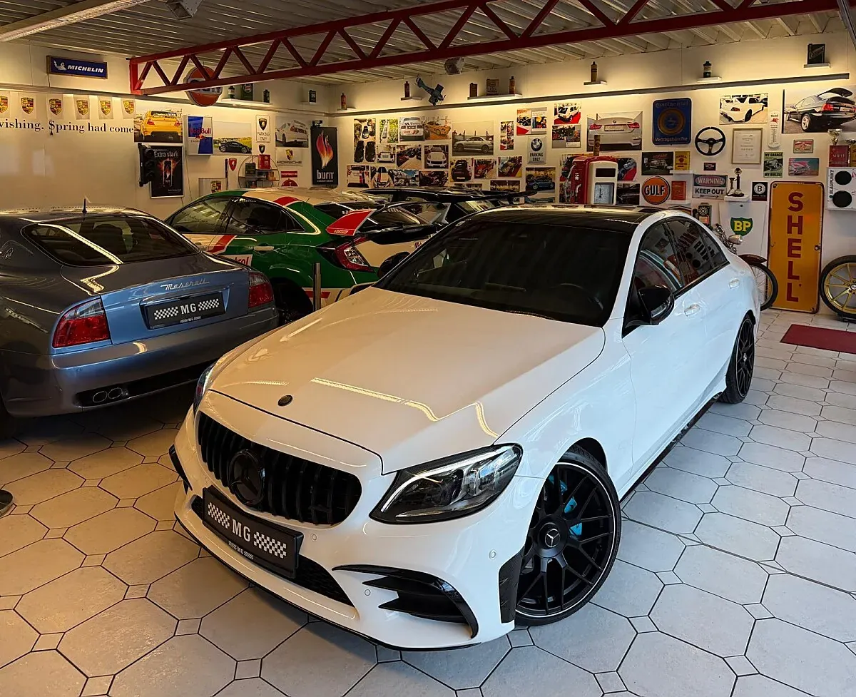 Mercedes-Benz C-Class