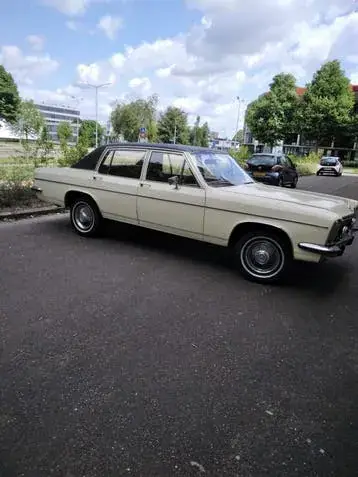 Opel Diplomat