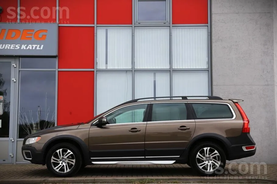Volvo Xc 70 2012 photo 2