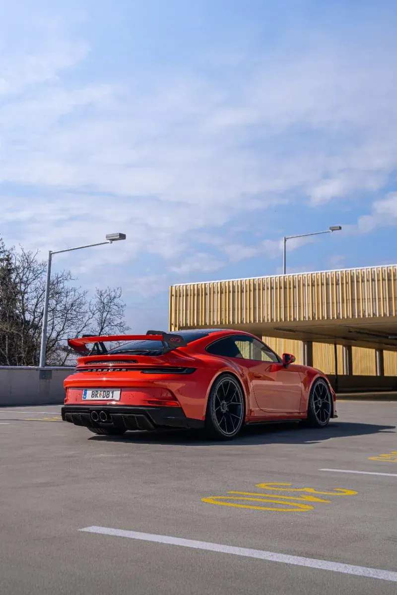 Porsche 911 Gt3 2021 photo 2