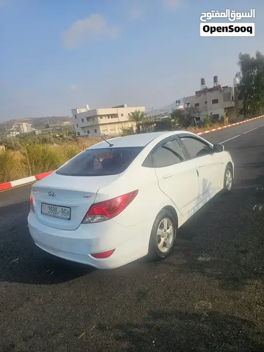 Hyundai Accent 2014 photo 3
