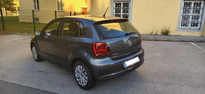Volkswagen Polo 2011 photo 3
