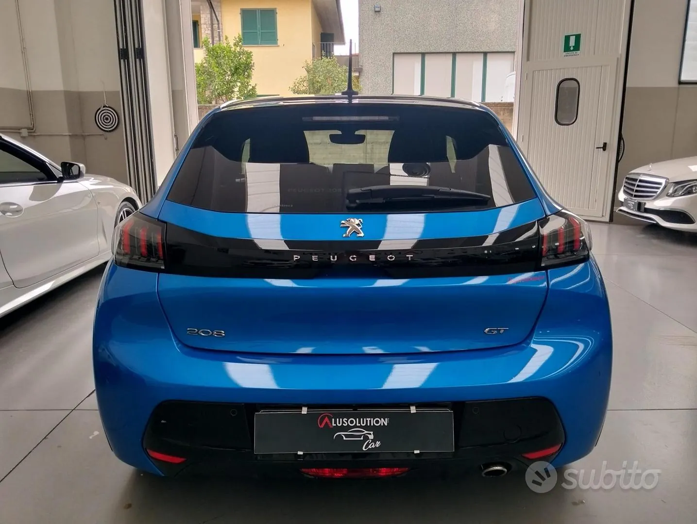 Peugeot 208 2021 photo 3