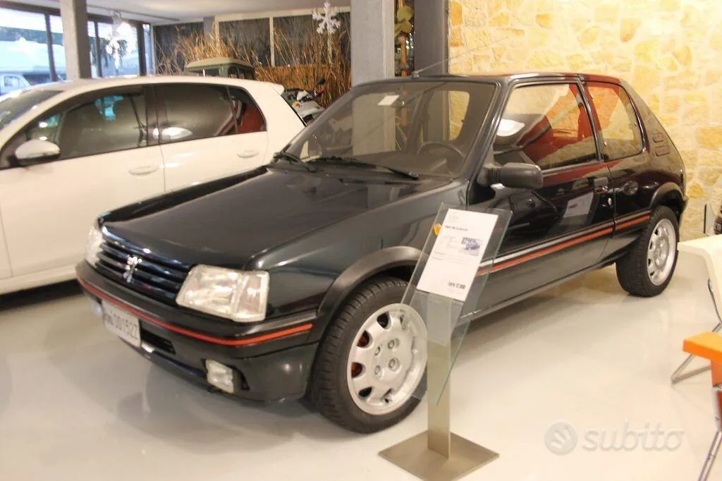 Peugeot 205 1992 photo 2