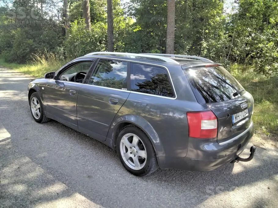 Audi A4 2004 photo 4