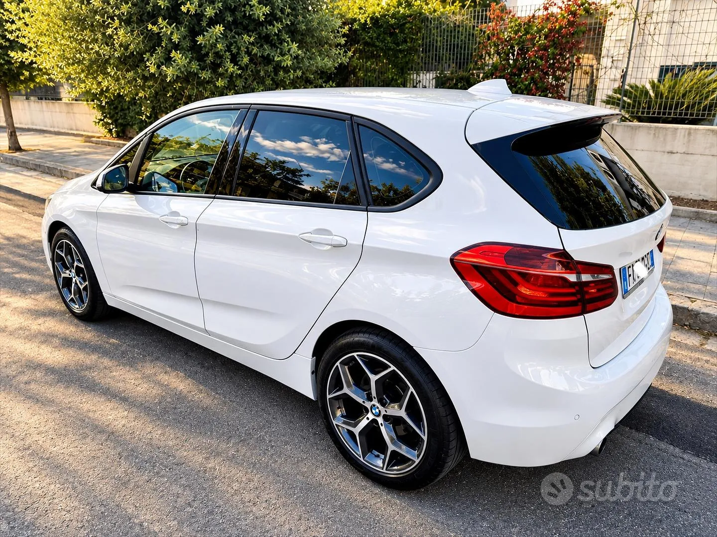 BMW 2 Series 2019 photo 2