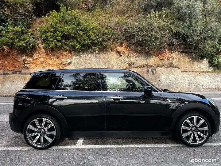 Mini Clubman 2024 photo 2