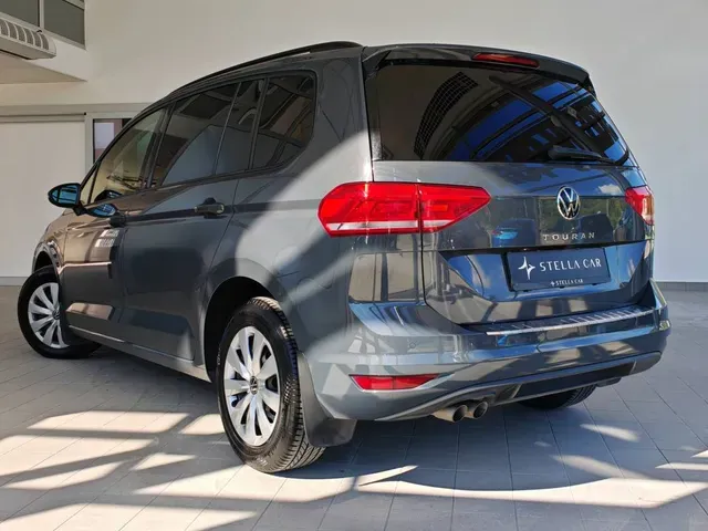Volkswagen Touran 2023 photo 4