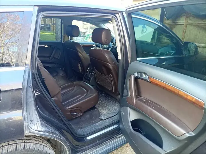 Audi Q7 2013 photo 5