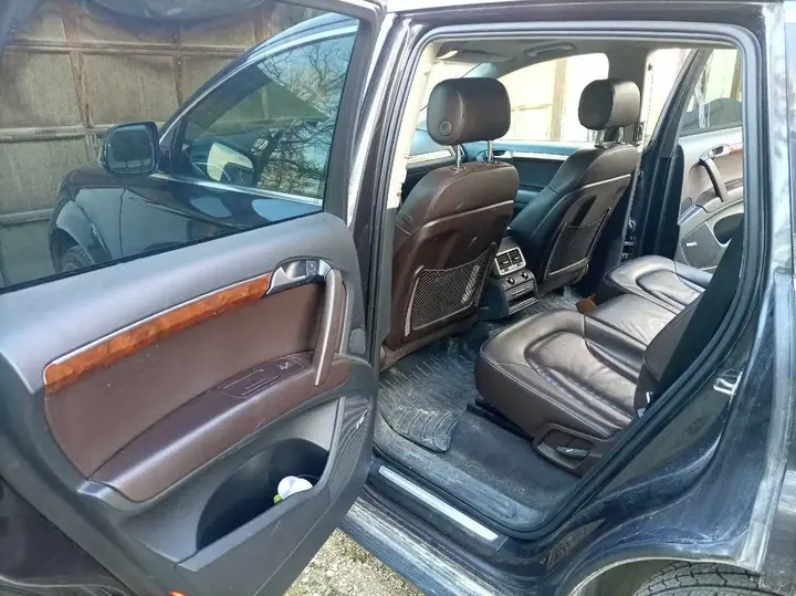 Audi Q7 2013 photo 3