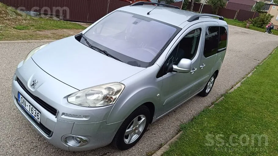 Peugeot Partner 2012 photo 2
