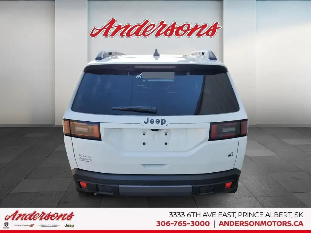 Jeep Cherokee 2026 photo 4