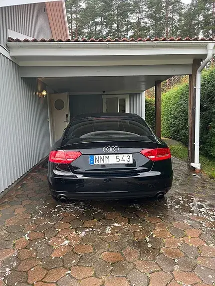 Audi A5 2011 photo 2