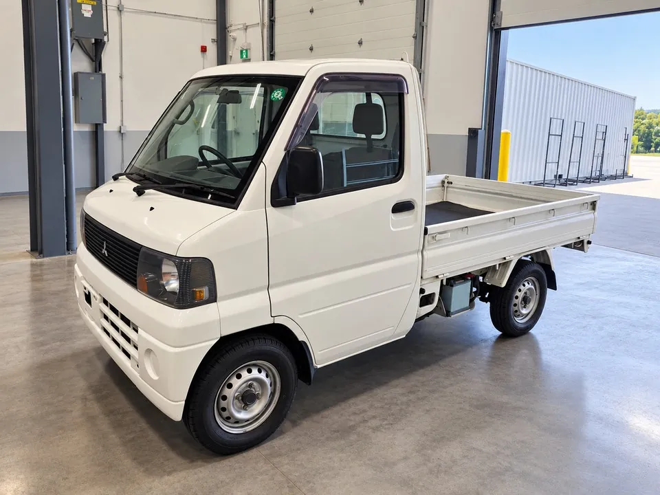 Mitsubishi Minicab