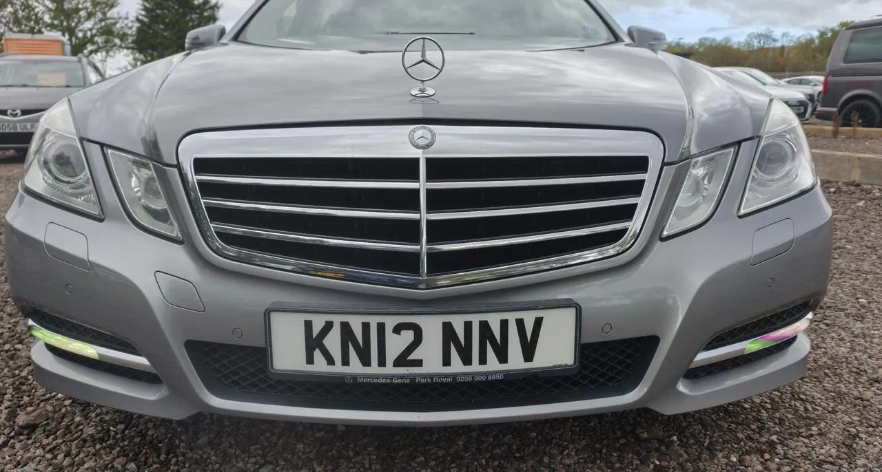 Mercedes-Benz E-Class 2012 photo 5