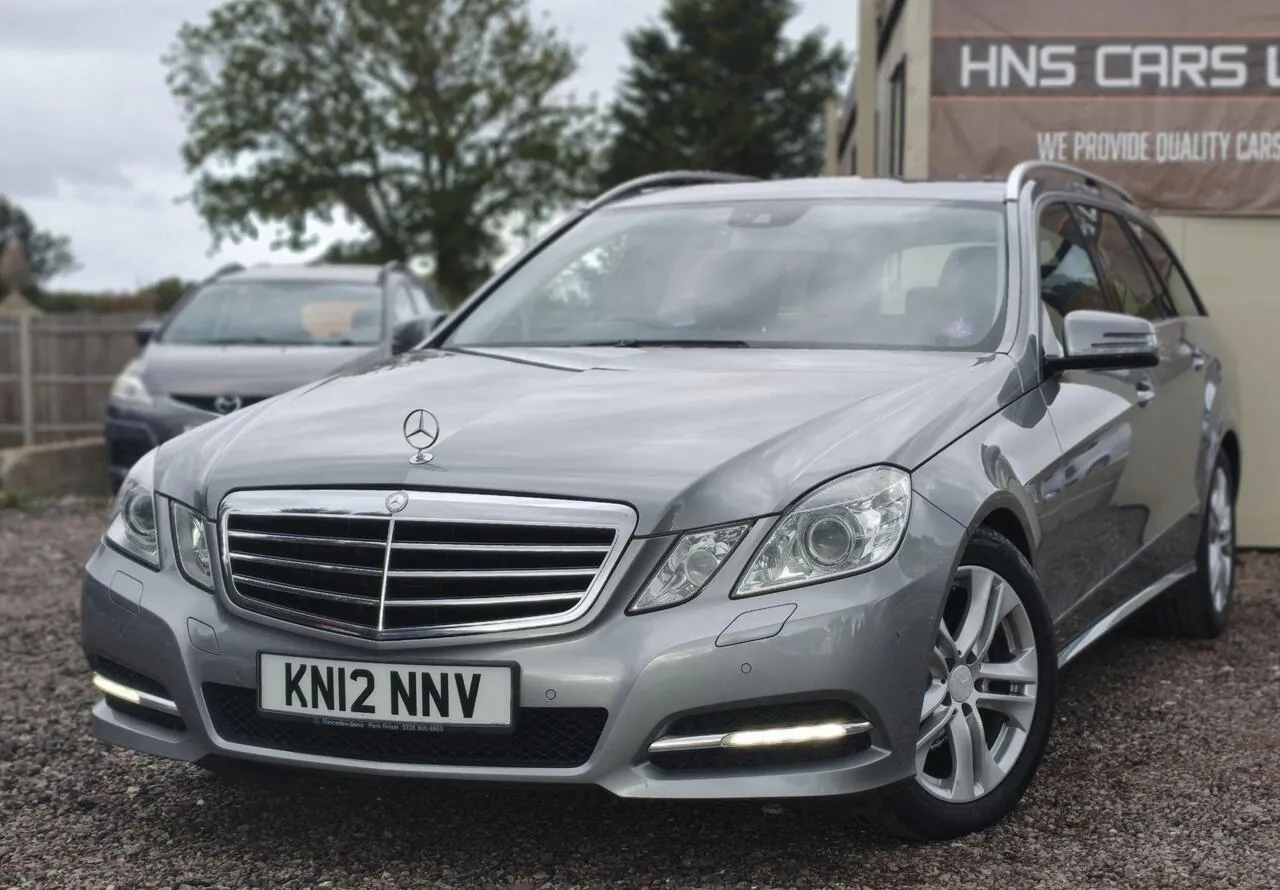 Mercedes-Benz E-Class 2012 photo 3