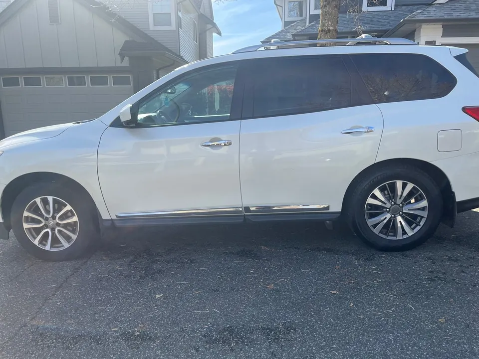 Nissan Pathfinder 2016 photo 3