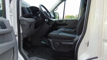 Volkswagen Crafter 2024 photo 2