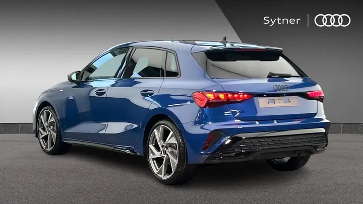 Audi A3 Sportback photo 3