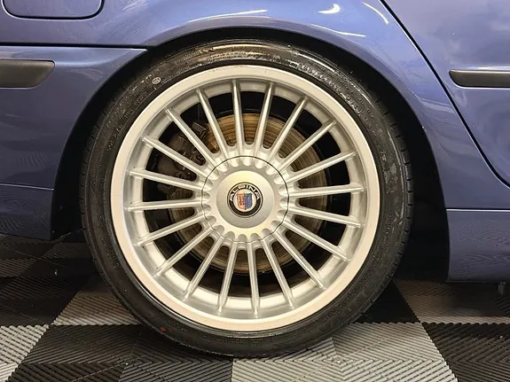 Alpina B3 2001 photo 5