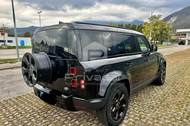 Land Rover Defender 2022 photo 5