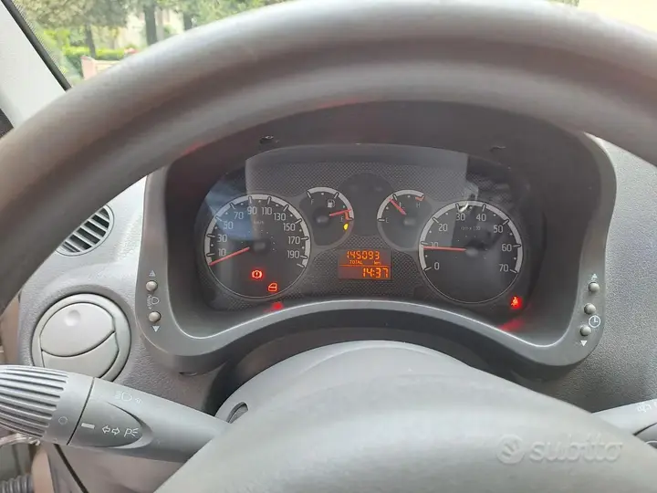 Fiat Panda 2010 photo 5