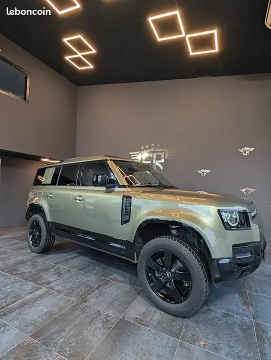 Land Rover Defender 2020 photo 3
