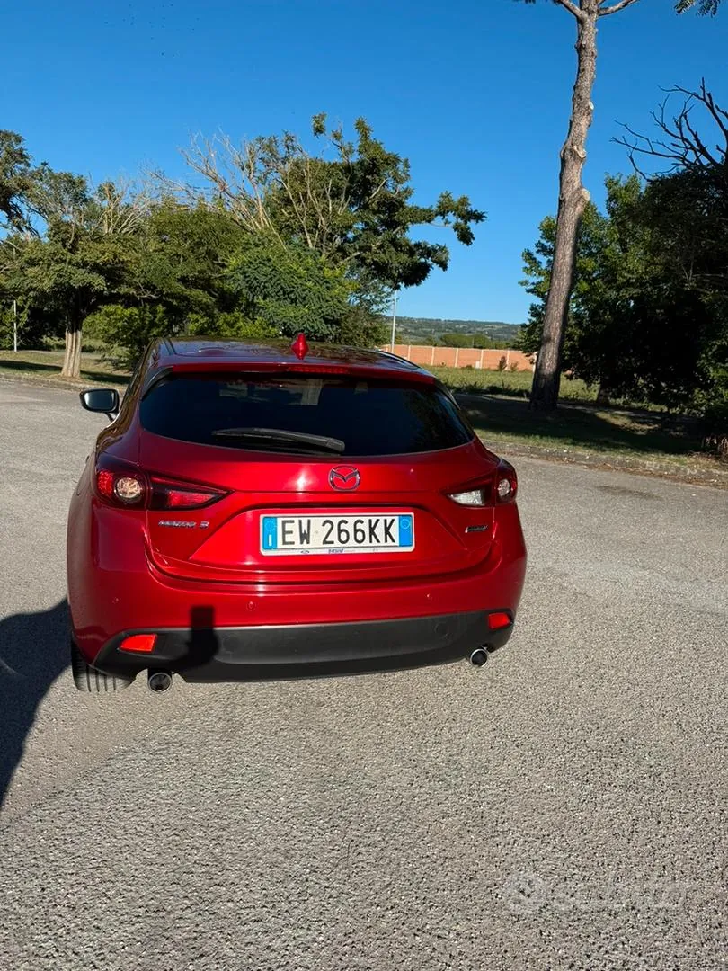 Mazda 3 2014 photo 3
