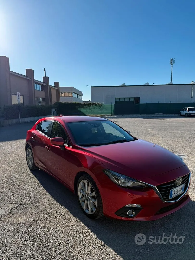 Mazda 3 2014 photo 2