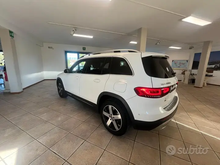 Mercedes-Benz Glb 2022 photo 3