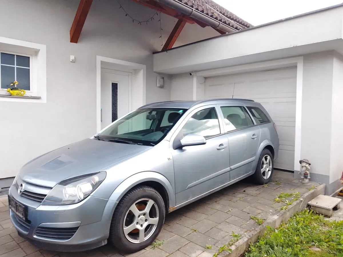 Opel Astra 2004 photo 3