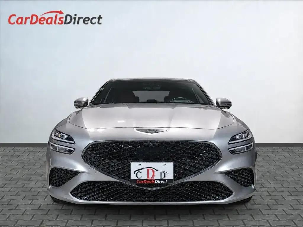 Genesis G70 2024 photo 2