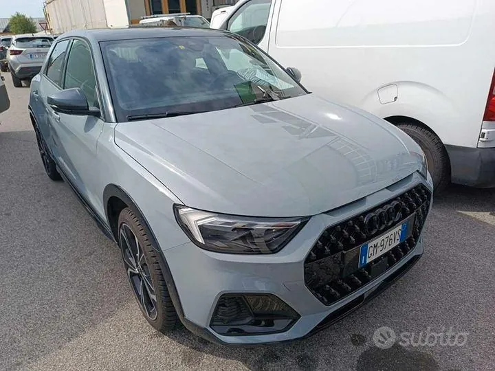 Audi A1 2023 photo 3