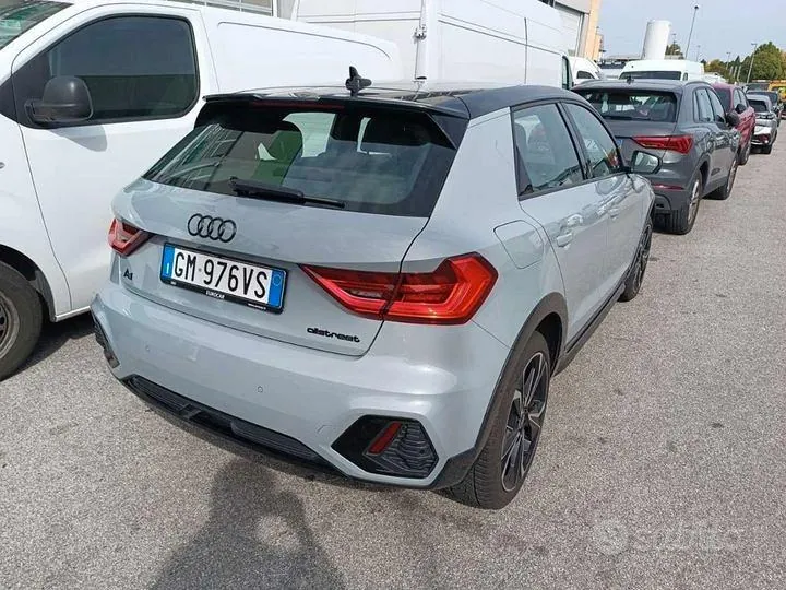 Audi A1 2023 photo 2