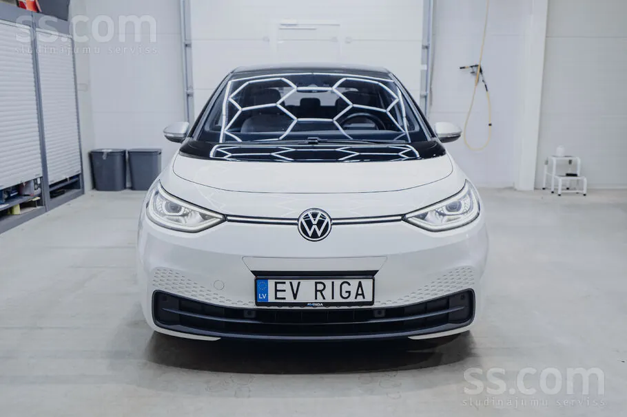 Volkswagen Id.3 2020 photo 2
