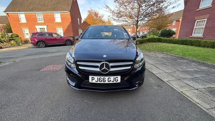 Mercedes-Benz B-Class 2016 photo 3