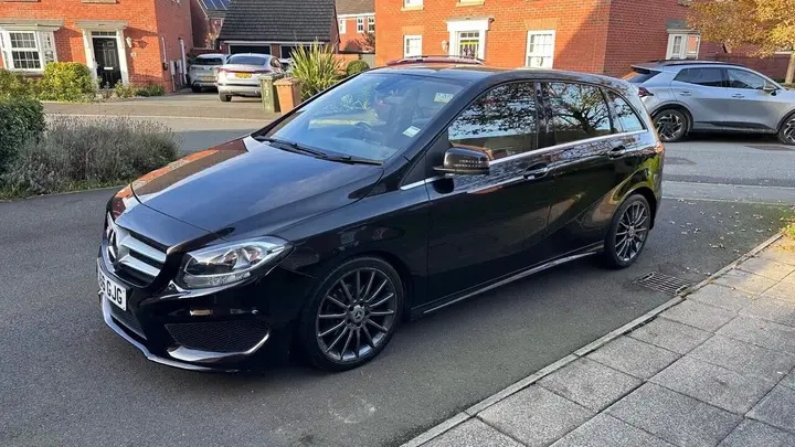 Mercedes-Benz B-Class 2016 photo 4