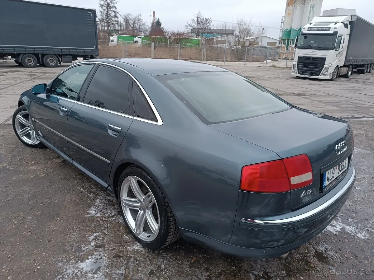 Audi A8 2003 photo 4