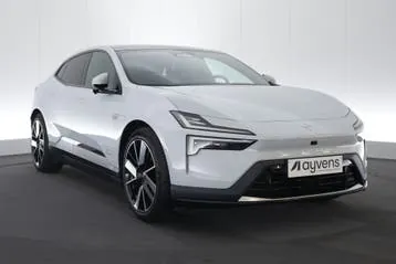 Polestar 4 2024 photo 3