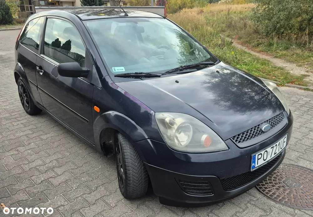 Ford Fiesta 2007 photo 2