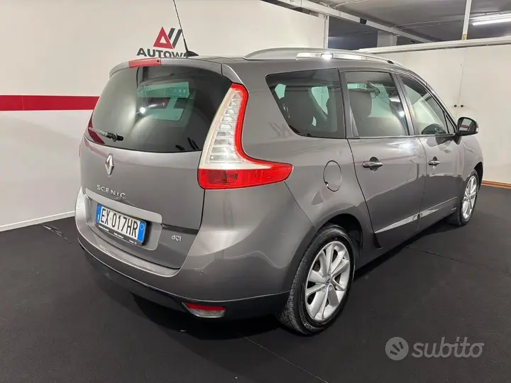 Renault Scenic 2014 photo 4