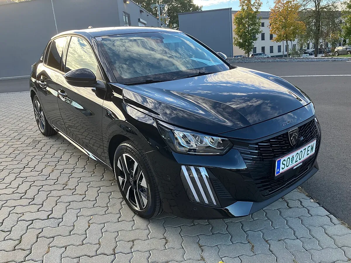 Peugeot E-208 2026 photo 2