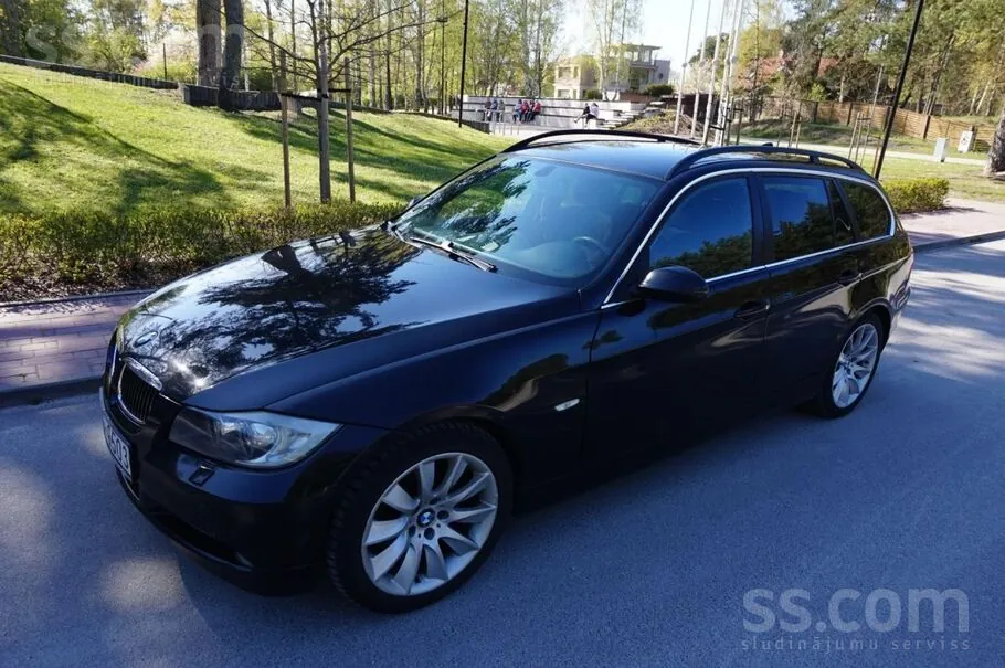 BMW 330 Touring