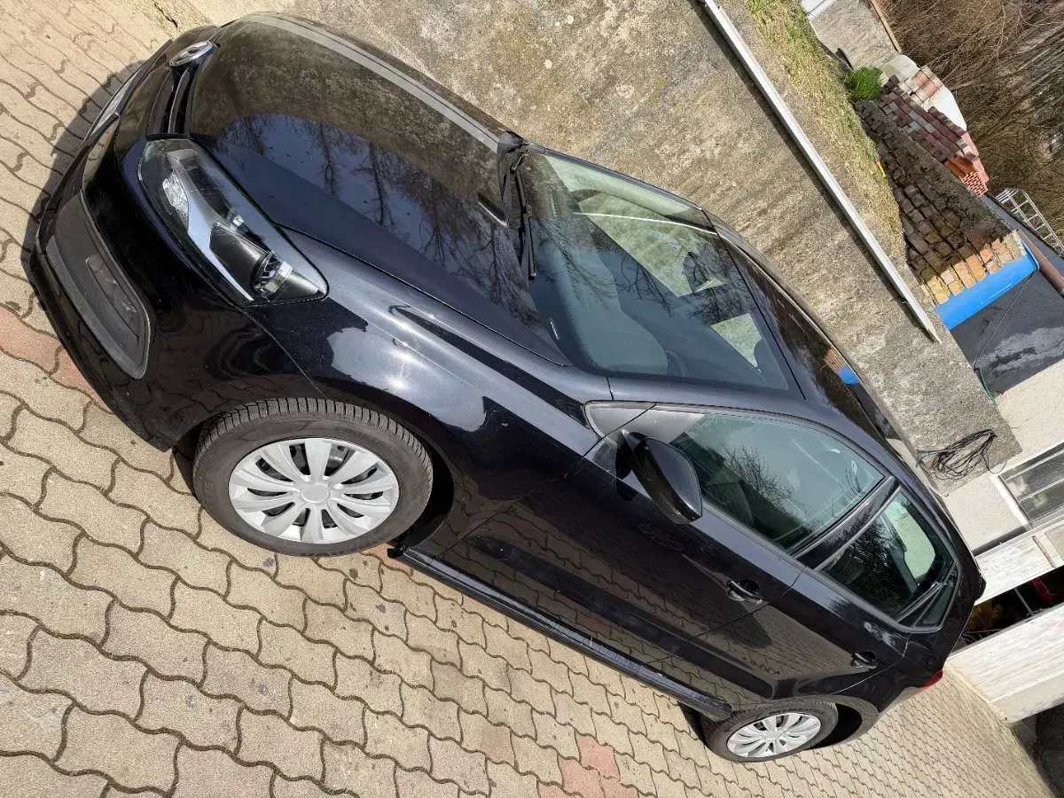 Volkswagen Polo 2013 photo 3