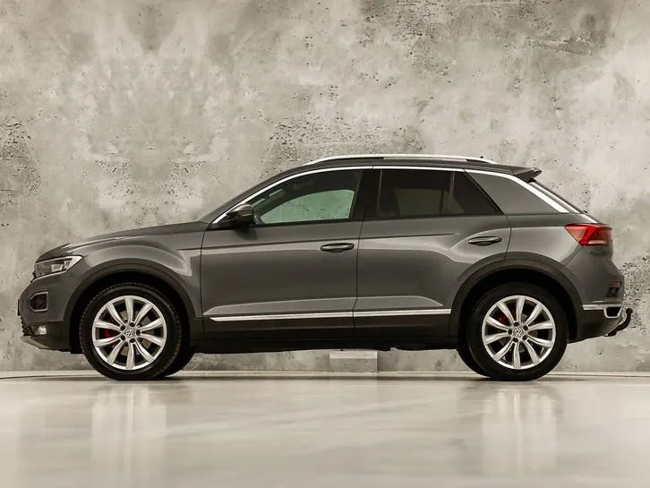 Volkswagen T-Roc 2019 photo 2