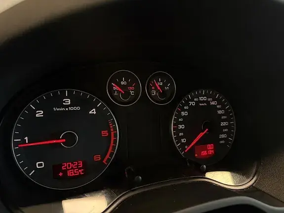 Audi A3 2011 photo 3